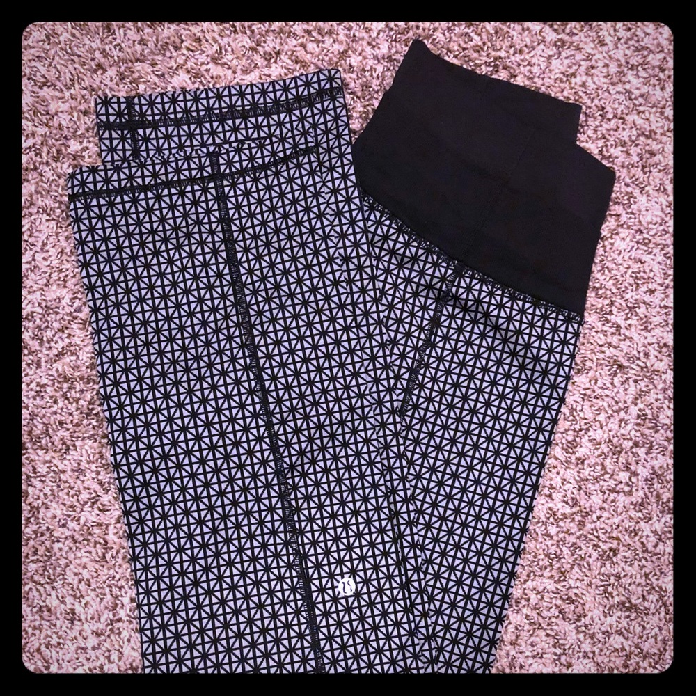 NWOT Lululemon Straight Up Pants SZ 8